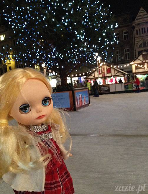 zazie_dolls_carousel_merry_go_round_blythe_lalki