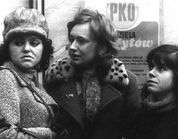PHOTO: POLFILM/EAST NEWS  DZIEWCZYNY DO WZIECIA; FILM TELEWIZYJNY.  SCENARIUSZ I REZYSERIA: JANUSZ KONDRATIUK;  ZDJECIA: WIESLAW PYDA  PRODUKCJA: ZESPOL FILMOWY PRYZMAT; 1972