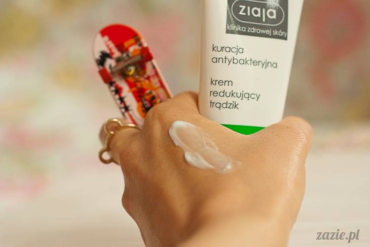 recenzje kosmetyków, opinie o kosmetykach, Ziaja Med, Kuracja antybakteryjna krem redukujący trądzik