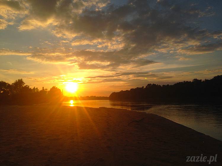 nadwiślańskie ognisko, ognisko nad Wisłą w Warszawie