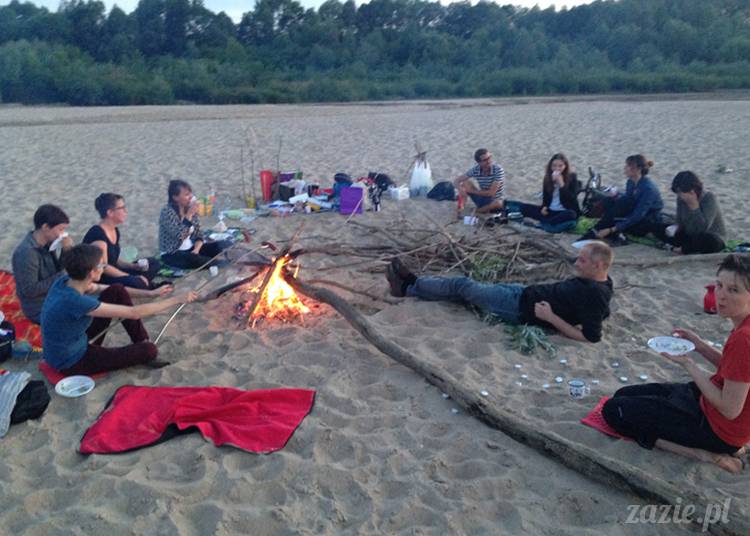 nadwiślańskie ognisko, ognisko nad Wisłą w Warszawie