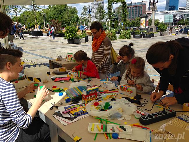 warsztaty_recyklingowe_dla_dzieci_zazie_syd_plac_defilad