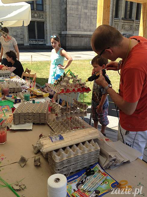 warsztaty recyklingowe Zazie i Syd na Placu Defilad