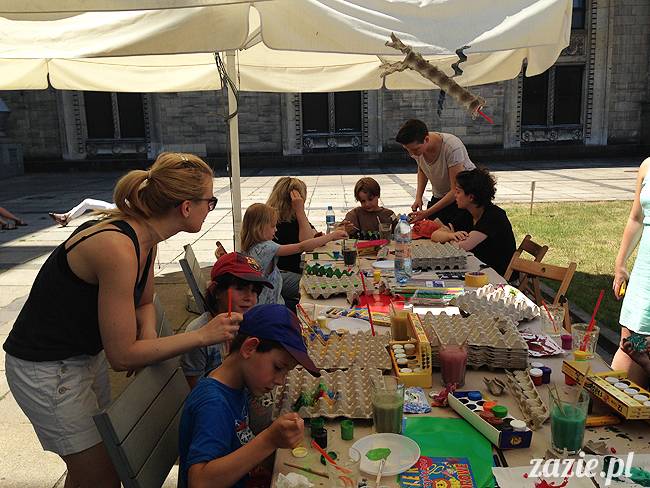 warsztaty recyklingowe Zazie i Syd na Placu Defilad