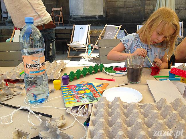 warsztaty recyklingowe Zazie i Syd na Placu Defilad