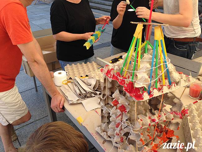 warsztaty recyklingowe Zazie i Syd na Placu Defilad