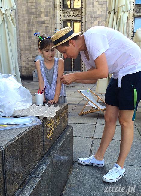 zajęcia dla dzieci, recyklingowe warsztaty plastyczne dla dzieci i rodziców, prowadzenie Olga Zazie i Syd Breslauer, organizator Cafe Kulturalna