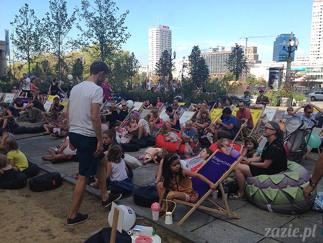 zajęcia dla dzieci, recyklingowe warsztaty plastyczne dla dzieci i rodziców, prowadzenie Olga Zazie i Syd Breslauer, organizator Cafe Kulturalna