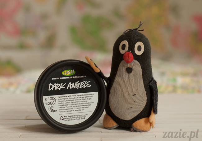 skład i opinie LUSH Dark Angels pasta oczyszczająca do twarzy i ciała