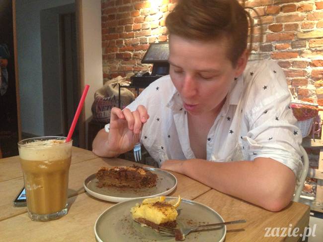 rozpusta w biały dzień, urodziny Syd