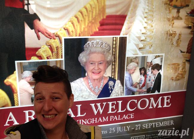 Orka aka Mały Kasztan w Londynie, herbatka u królowej Elżbiety i przejęcie korony Imperium Brytyjskiego, Zazie Custom Dolls