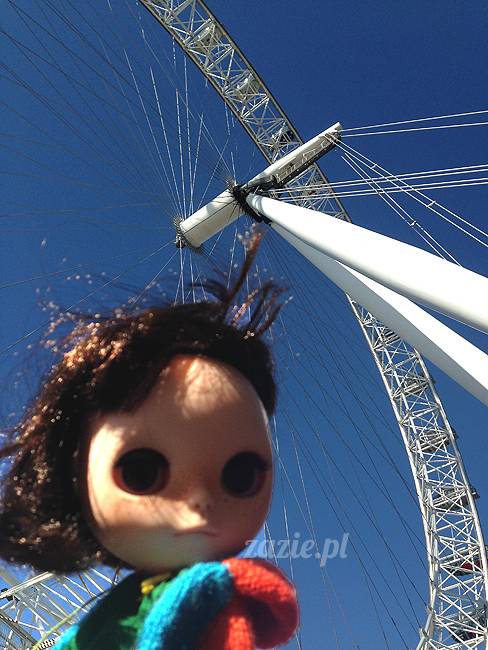 Orka aka Mały Kasztan w Londynie, herbatka u królowej Elżbiety i przejęcie korony Imperium Brytyjskiego, Zazie Custom Dolls