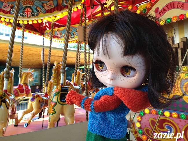 Orka aka Mały Kasztan w Londynie, herbatka u królowej Elżbiety i przejęcie korony Imperium Brytyjskiego, Zazie Custom Dolls