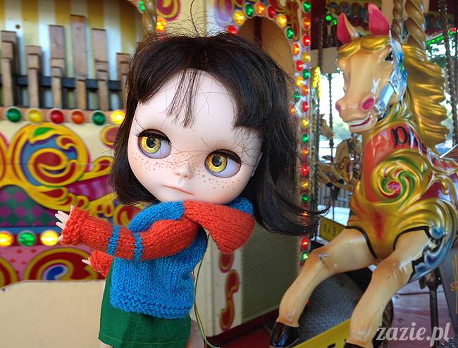 Orka aka Mały Kasztan w Londynie, herbatka u królowej Elżbiety i przejęcie korony Imperium Brytyjskiego, Zazie Custom Dolls