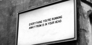 pospieszne zamiatanie pod dywan