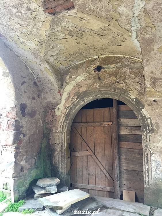 Ścinawka Górna, Dwór Sarny w Ścinawce Górnej