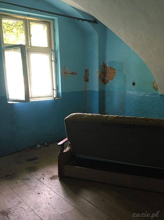 Ścinawka Górna, Dwór Sarny w Ścinawce Górnej