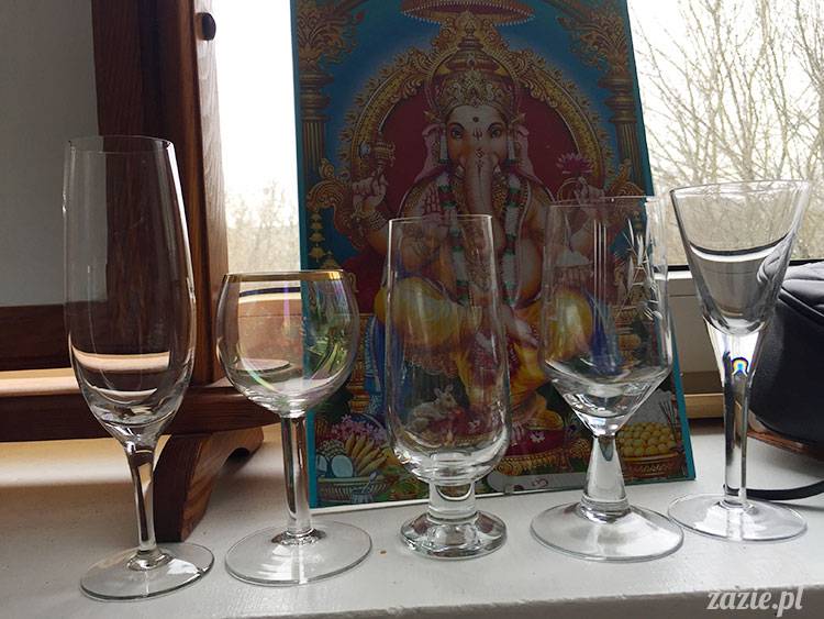 luty marzec Pruszków mieszkanie Zazie Kumok Miszur mopsy