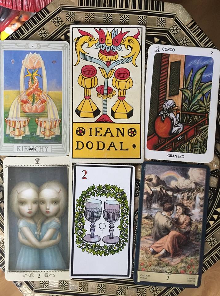 Jak działa tarot? Czy tarot mówi prawdę?