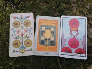 karta dnia: CZWÓRKA DENARÓW/PENTAKLI/DYSKÓW