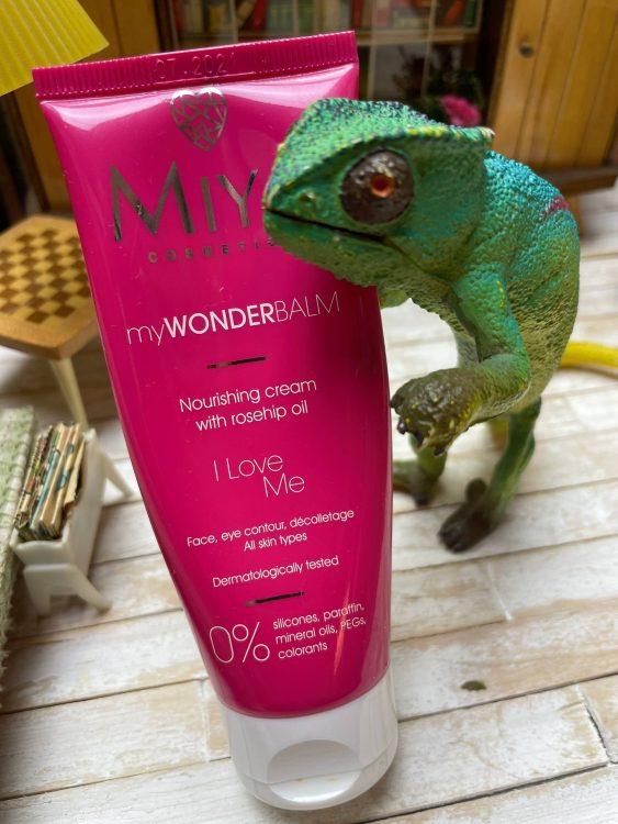 skład i opinie MIYA MyWonderBalm I love me Odżywczy krem do twarzy z olejkiem z róży
