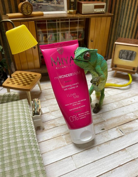 skład i opinie MIYA MyWonderBalm I love me Odżywczy krem do twarzy z olejkiem z róży