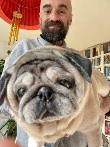 dwa końce Misia: buziunia i łapeńki