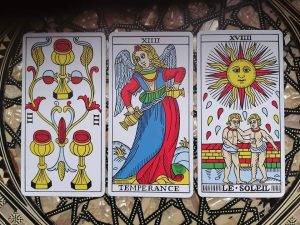 pytanie do tarota: SKĄD SIĘ WZIĘŁY WOJNY?