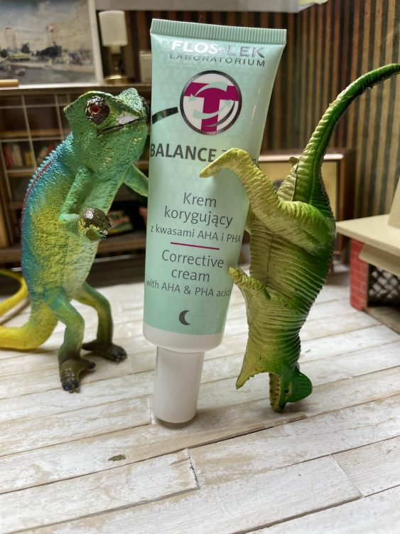 skład i opinie FLOSLEK Balance T-Zone Krem korygujący z kwasami AHA i PHA