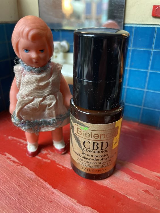 skład i opinie BIELENDA CBD nawilżająco-detoksykujące serum-booster do twarzy