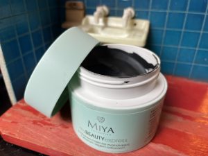 skład i opinie MIYA myBEAUTYexpress 3-minutowa maseczka wygładzająca z aktywnym węglem kokosowym